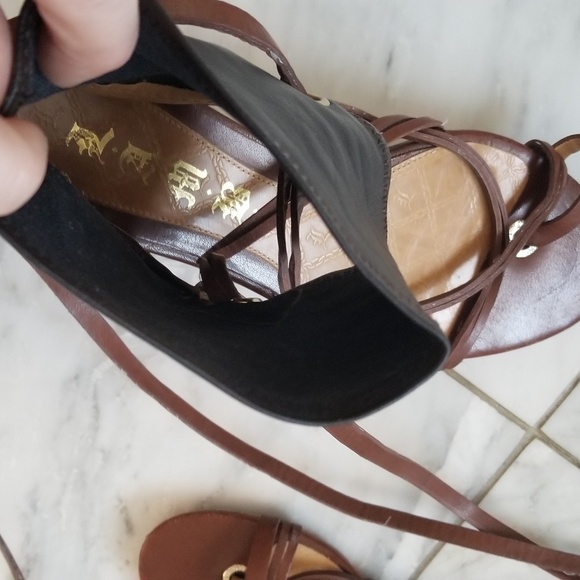 L.A.M.B leather Gladiator sandal - Picture 7 of 7